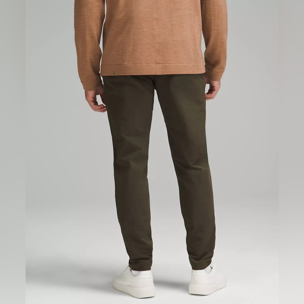 Lululemon ABC Slim-Fit Trouser 30L
Stretch Cotton VersaTwill - Picture 3 of 7